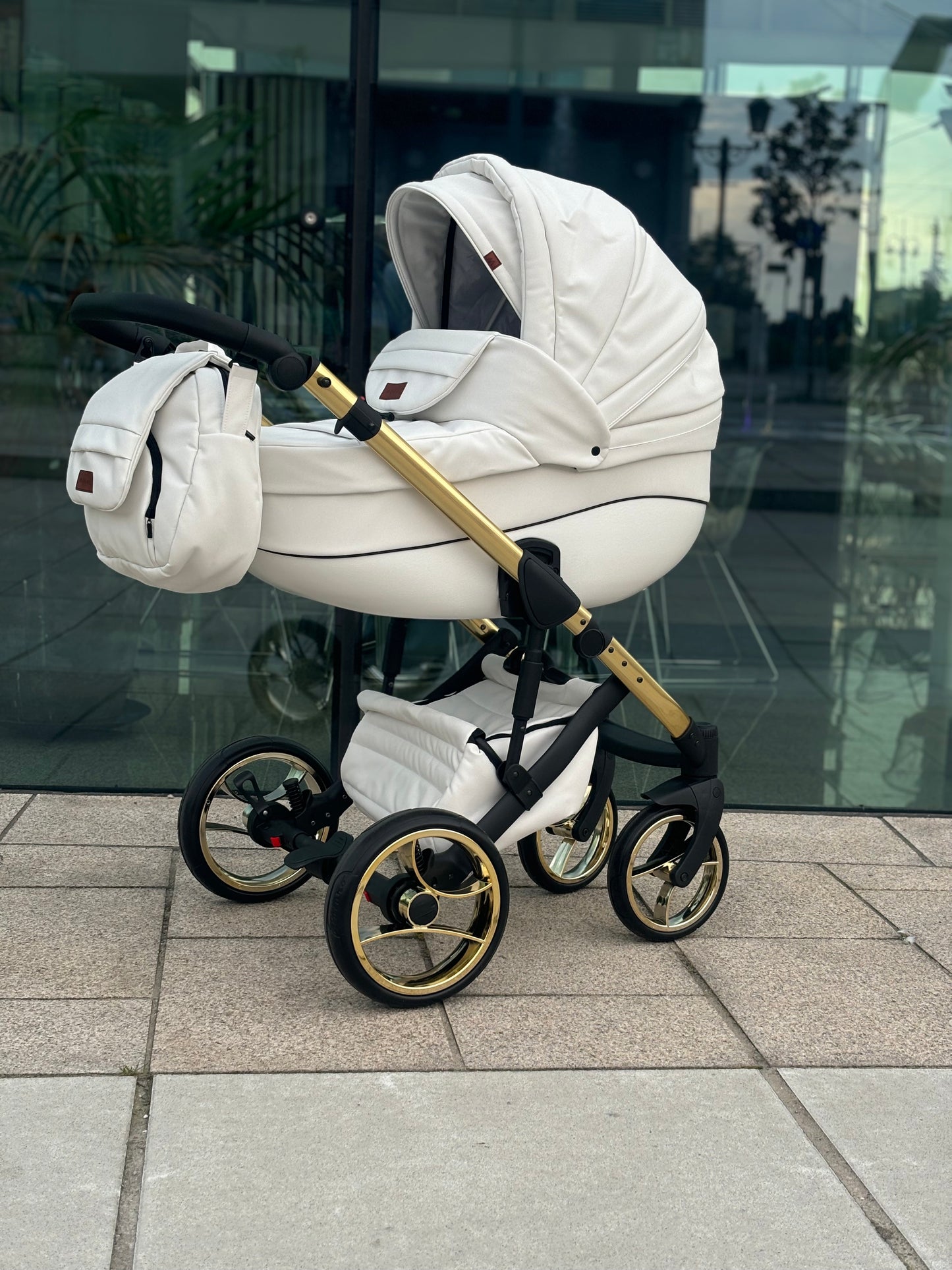 MOMMO AAA Kinderwagen 2in1 Karamell Ökoleder