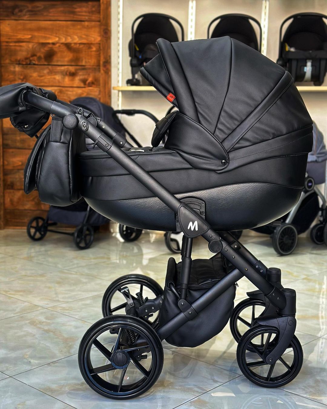 MOMMO AAA Kinderwagen 2in1 Karamell Ökoleder